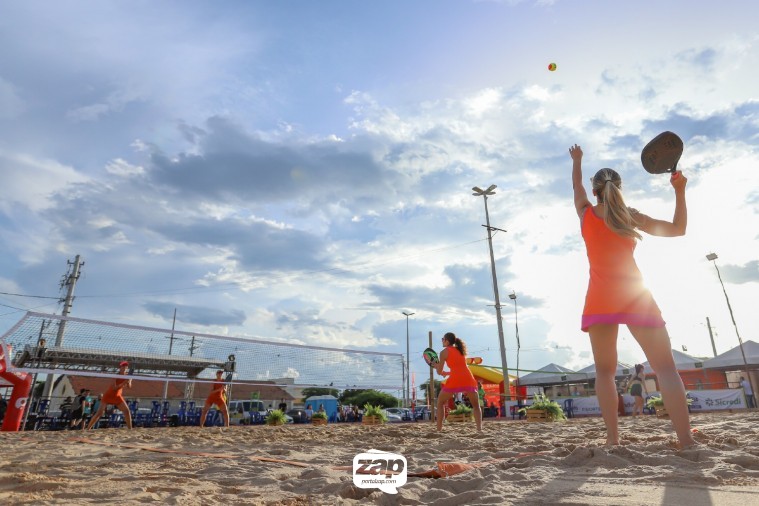 Motivos para treinar beach tennis: comece no esporte ainda hoje!